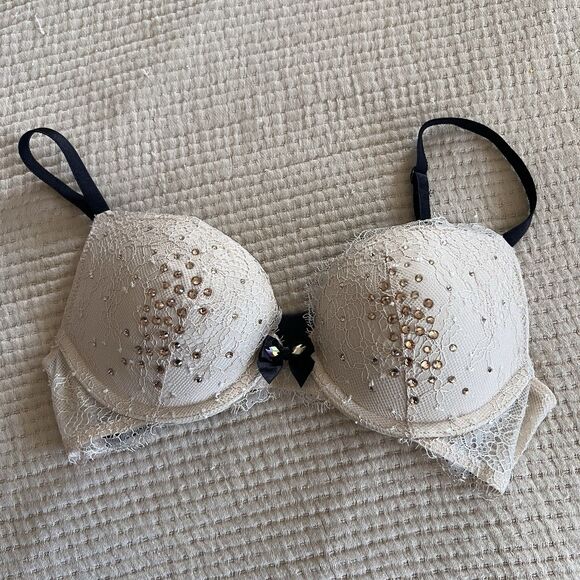 Victoria’s Secret VERY SEXY Lace Swarovski Crystal Bra Size 32B Push Up Beige - Picture 1 of 12